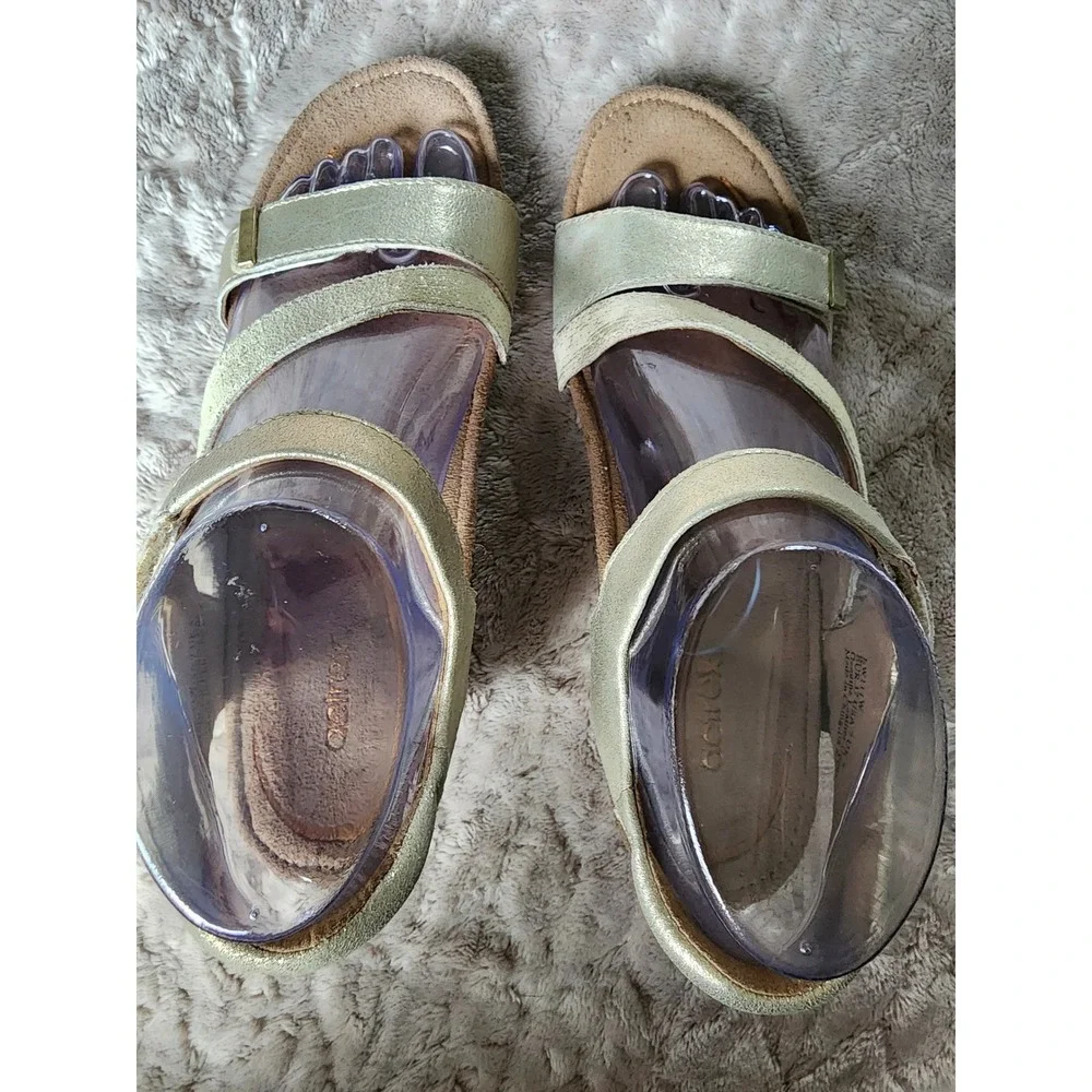Aetrex Womens 7 Gold Metallic Leather Wedge Sandals Orthotic Comfort